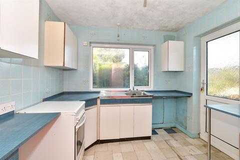 Kings Road, Tonbridge, Kent 3 bed semi