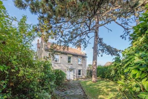 Bath Road, Longwell Green, Bristol 4 bed detached house for sale