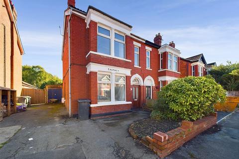 Central Road, Gloucester... 3 bed semi