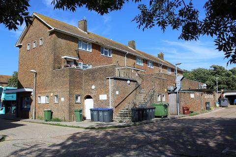 Southwick Square, Brighton BN42 2 bed flat for sale
