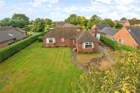 Oving Road, Aylesbury HP22 3 bed bungalow for sale