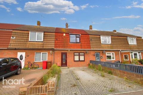St James Close, Rochester 2 bed terraced house for sale