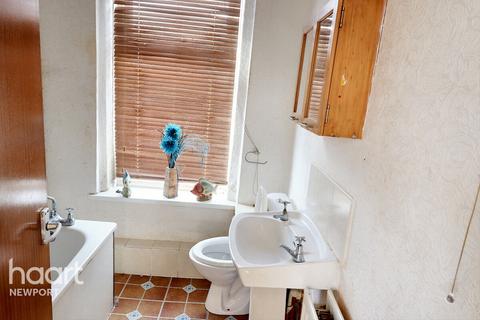 Corporation Road, Newport 1 bed maisonette for sale