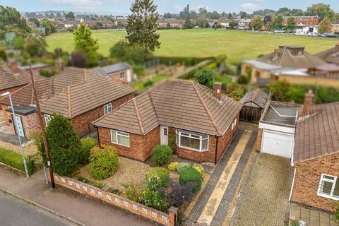 Ireton Road, Market Harborough LE16 3 bed detached bungalow for sale
