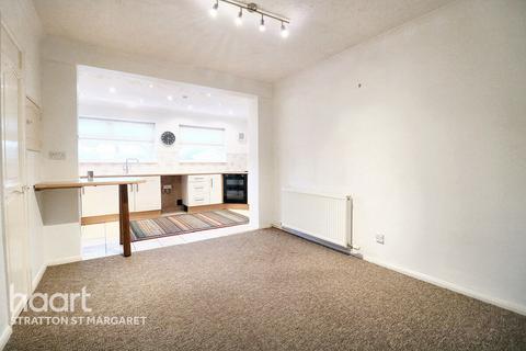 Shenton Close, Swindon 3 bed bungalow for sale