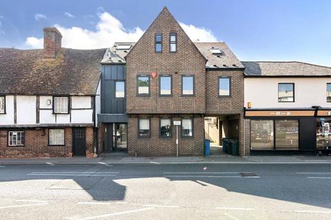 Peach Street, Berkshire RG40 2 bed apartment for sale
