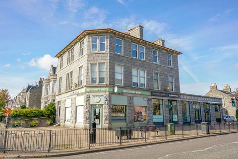 Beaconsfield Place, Aberdeen, AB15 3 bed apartment for sale