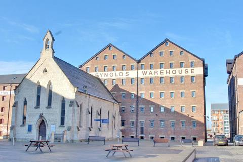 Double Reynolds, Gloucester Docks 2 bed apartment for sale