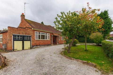 Lynbrook Road, Coventry 3 bed detached bungalow for sale