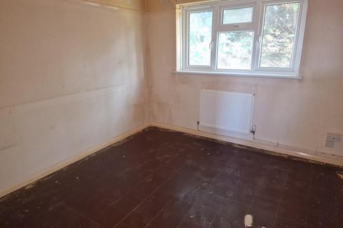 Wharfedale Road, Margate, Kent 1 bed flat for sale