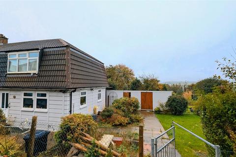 Crescent Close, Coleford GL16 3 bed semi