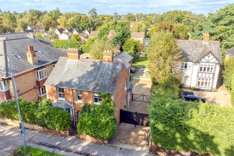 London Road, Ascot, Berkshire, SL5 4 bed detached house for sale