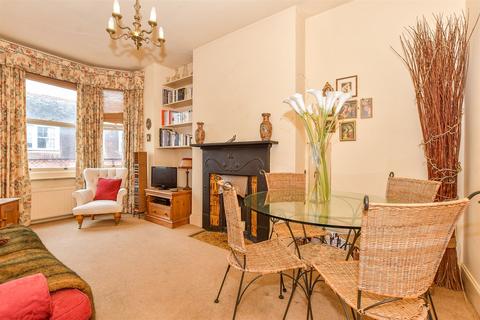 Grove Avenue, Tunbridge Wells, Kent 1 bed apartment for sale