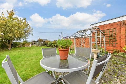 Holyfield, Waltham Abbey, Essex 3 bed semi
