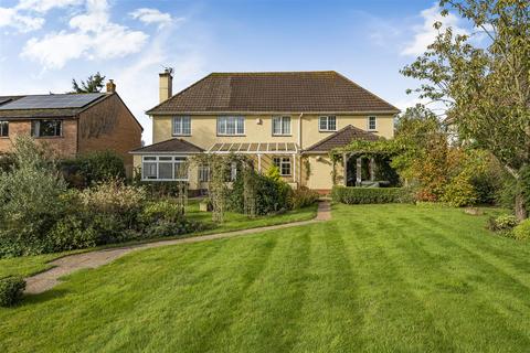 Blundells Road, Tiverton 4 bed detached house for sale