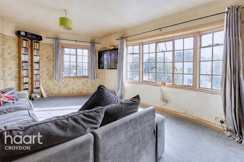 Brighton Road, South Croydon 1 bed flat for sale