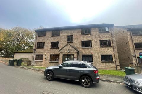 Baildon Wood Court, Baildon, Shipley 2 bed apartment for sale