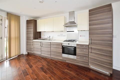 Liverymen Walk, Greenhithe, Kent 1 bed flat for sale