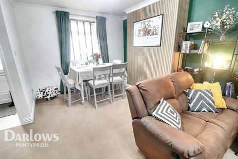 Great Street, Pontypridd 3 bed terraced house for sale
