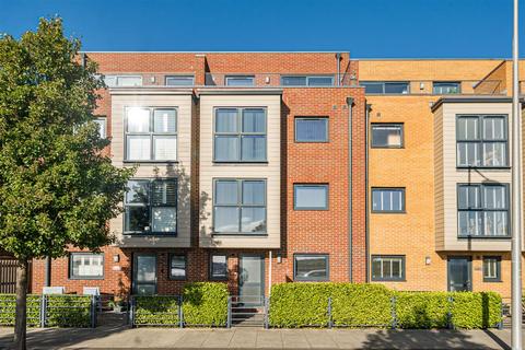 Langdon Road, Marina, Swansea 5 bed terraced house for sale