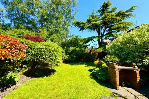 Bleak Hill Road, Eccleston 3 bed semi