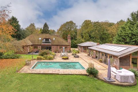 Cross Drive, Kingswood ME17 7 bed detached house for sale