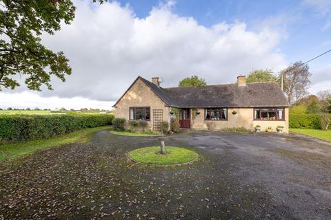 Wincanton BA9 4 bed detached bungalow for sale