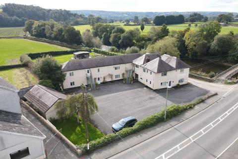 Pontargothi, Carmarthen, SA32 8 bed detached house for sale
