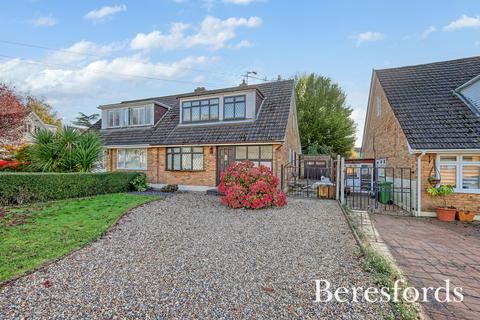 Tyelands, Billericay, CM12 3 bed semi