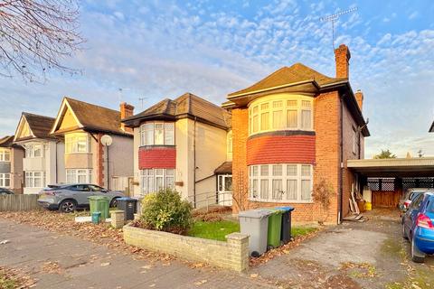 Carlton Avenue East, Wembley HA9 4 bed semi
