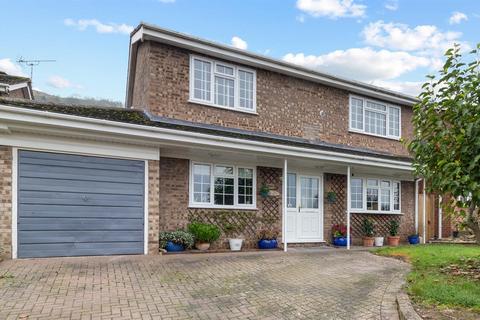9 Lime Tree Avenue, Malvern... 3 bed detached house for sale