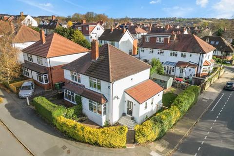 Moor Road, Leeds 2 bed semi