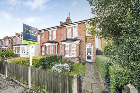Staines Road, Twickenham 3 bed semi