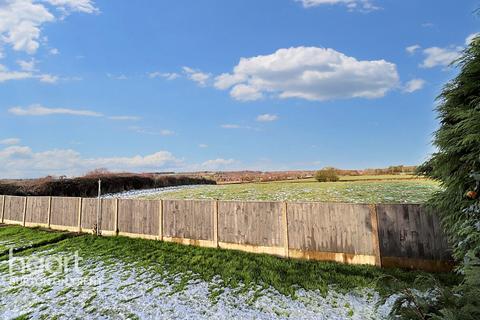Tower Road, Swadlincote 2 bed detached bungalow for sale