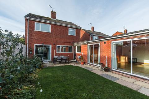 Downs Road, Hunstanton, PE36 4 bed detached house for sale