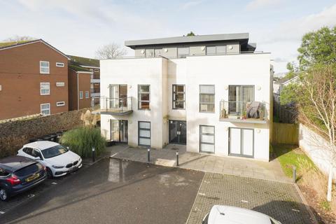 St. Marychurch Road, Torquay 3 bed apartment for sale