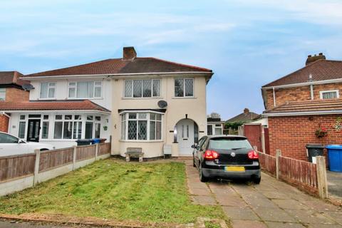 The Island, Mile Oak, Tamworth 3 bed semi