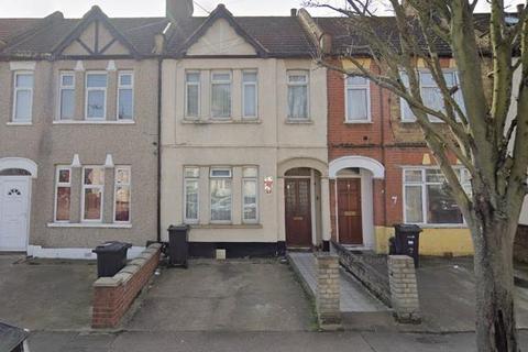 Saxon Road, Ilford 2 bed terraced house for sale