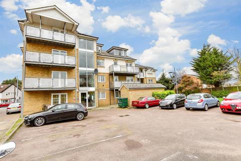 Lockwood Place, Chingford 2 bed flat for sale