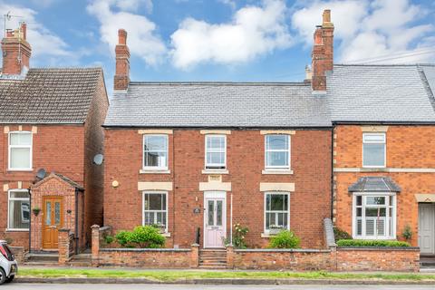 West Road, Oakham 4 bed character property for sale