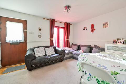 Longfellow Way, Bermondsey, London, SE1 1 bed flat for sale