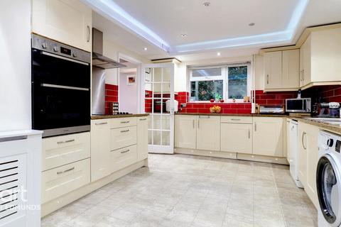 Hunston Road, Badwell Ash, Bury St... 3 bed semi