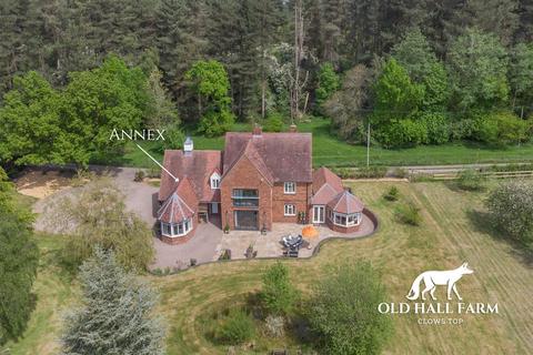 Tenbury Road, Worcestershire DY14 5 bed detached house for sale