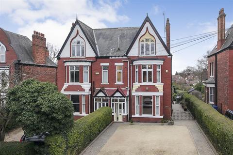 Ferriby Road, Hessle 5 bed semi