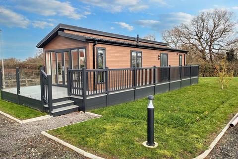 Egdon Lane, Worcestershire WR7 2 bed park home for sale