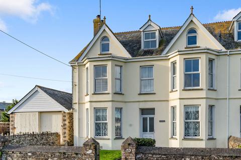 Treven, Tintagel PL34 6 bed semi