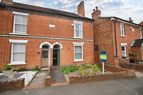 Redhouse Road, Wolverhampton WV6 2 bed terraced house for sale