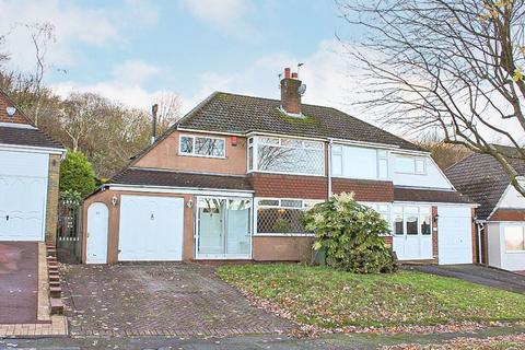 Camberley Crescent, ETTINGSHALL PARK... 3 bed semi