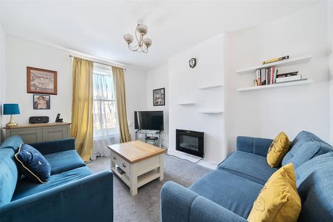 Ecclesbourne Road, Thornton Heath CR7 2 bed maisonette for sale