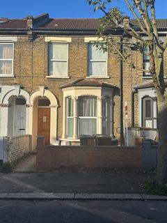 Leslie Road, Leytonstone, E11 Studio for sale